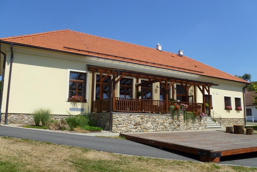 Penzion U Rudolfů Vlasenice Exteriér fotografie